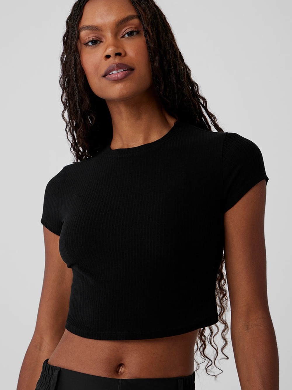 Alo Ribbed Sea Coast Cropped Short Sleeve Tee